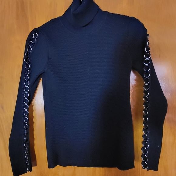 Zara Tops - ZARA knit Top Size M